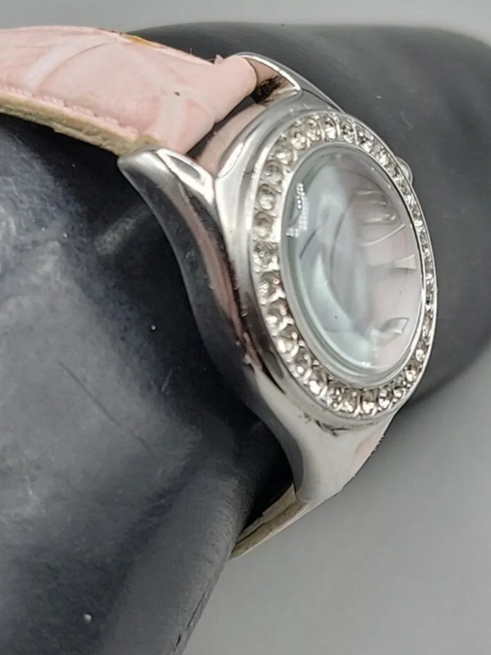 Galaxie Elgin Ladies Quartz Watch 6.5